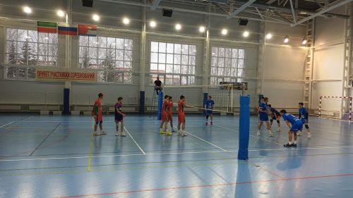 Волейбольный кубок Молодежного клуба разыграли в Верхнем Услоне
