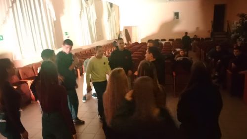 Осенний бал для молодежи прошел в Макуловском сельском Доме культуры