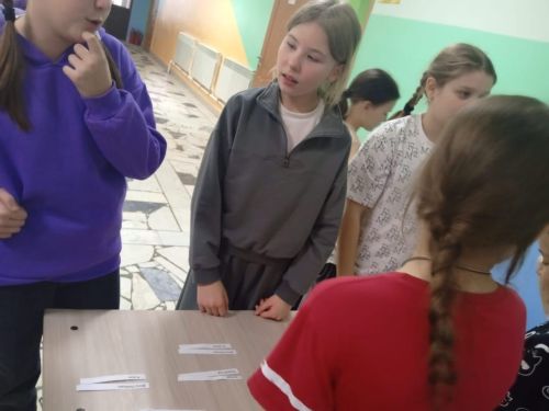 Гимназиядә музей чарасы узды