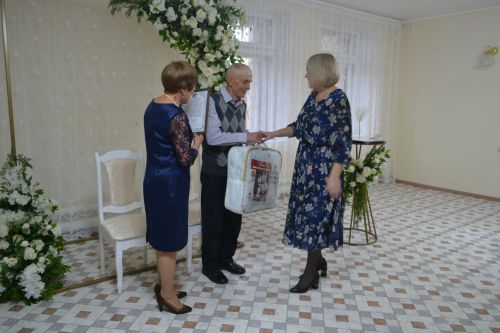 Полвека вместе: семья Павловых из Нижнего Услона отметила золотую свадьбу