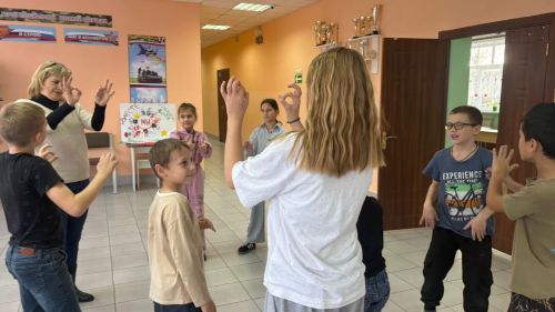 Танцевальное шоу для детей в Макуловском Доме культуры