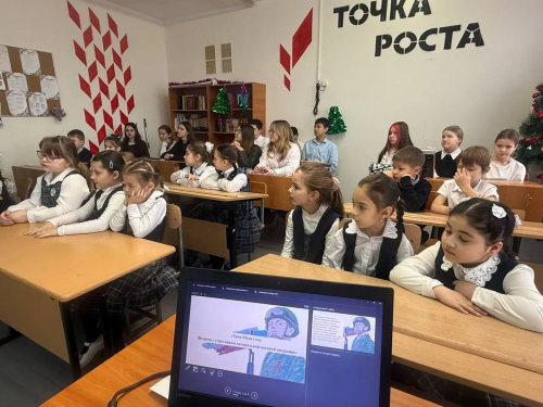 Яр Буе Морквашы мәктәбендә батырлык дәресе узды