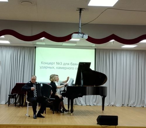 Баянная палитра Репникова: от детских сюит до виртуозных концертов