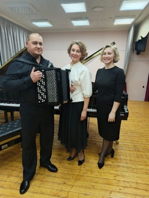 Баянная палитра Репникова: от детских сюит до виртуозных концертов