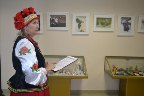 Славянское единство под зимним небом: в купаловском доме зажгли первую звезду