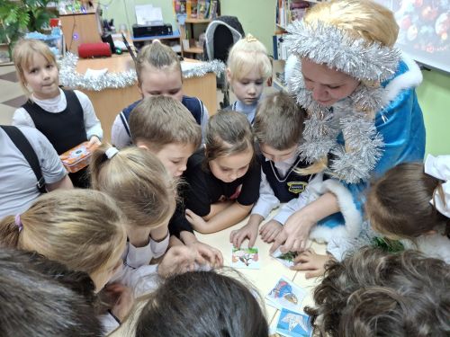 Первоклассники Верхнеуслонской школы побывали на новогоднем квесте
