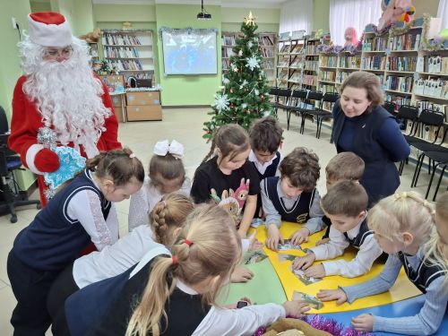 Первоклассники Верхнеуслонской школы побывали на новогоднем квесте