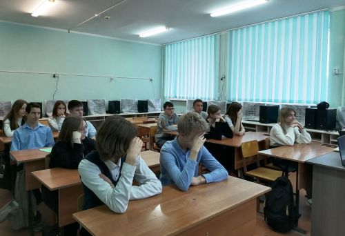 Для школьников провели медиачас о жизни людей с инвалидностью