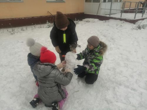 Түбән Ослан балалары кышкы уеннарны ярата