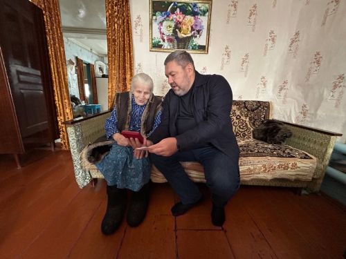 В Верхнеуслонском районе продолжается вручение медалей к 80-летию Победы