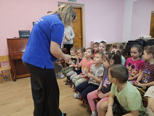В Верхнем Услоне прошла акция «Стань заметнее»