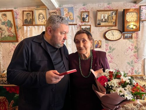 В Верхнеуслонском районе продолжается вручение медалей к 80-летию Победы
