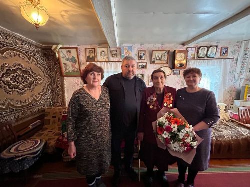 В Верхнеуслонском районе продолжается вручение медалей к 80-летию Победы