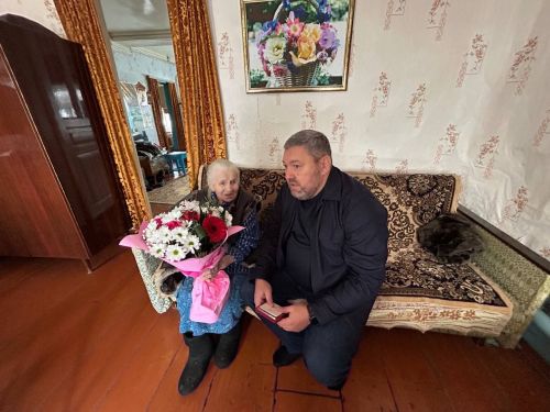 В Верхнеуслонском районе продолжается вручение медалей к 80-летию Победы