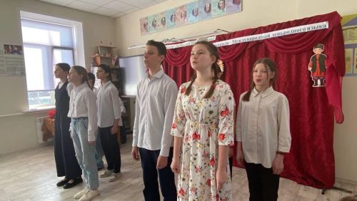Шеланга мәктәбендә телләрне саклау буенча чара үткәрелде