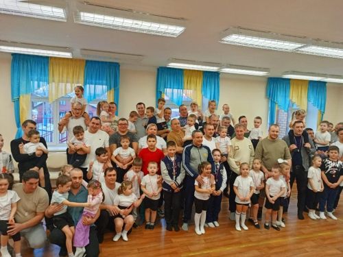 В Верхнеуслонском детсаду «Солнышко» чествовали пап и дедушек