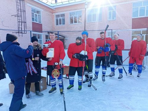 В Макулове завершился хоккейный турнир