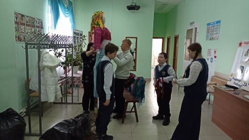 В Кильдееве прошел мастер-класс по созданию обрядовой куклы – масленицы