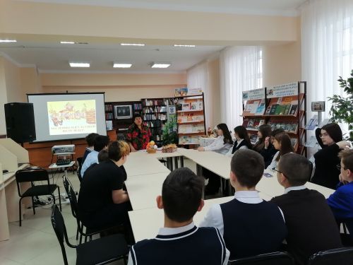 В Верхнем Услоне прошел мастер-класс по изготовлению куклы - масленицы