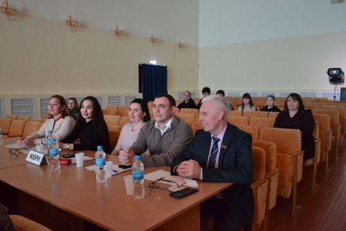Женщины, меняющие мир: в Верхнем Услоне прошел конкурс красоты