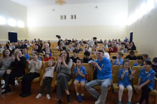 Женщины, меняющие мир: в Верхнем Услоне прошел конкурс красоты