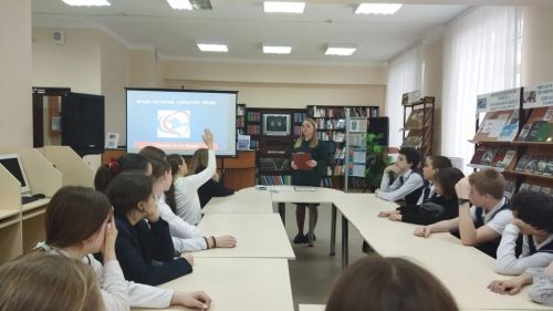 Гимназиядә Кырымга багышланган интелектуаль уен үтте