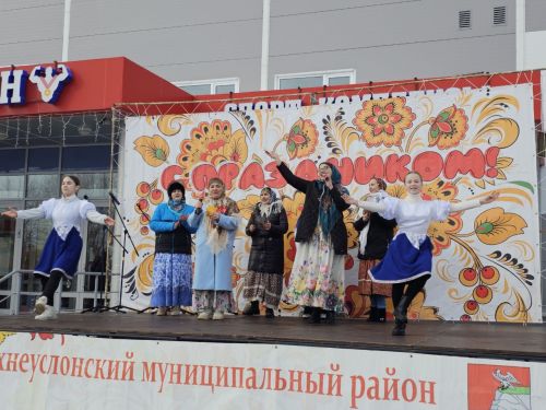 В Верхнем Услоне отгремели масленичные гуляния