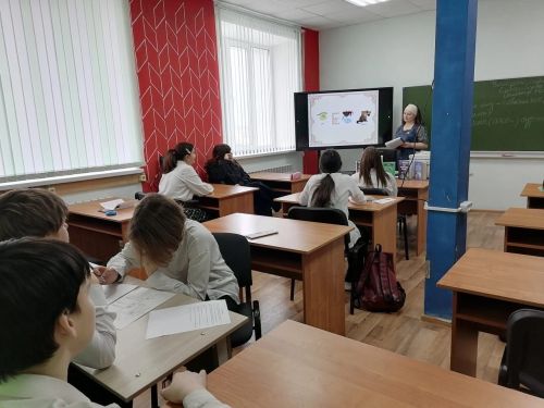 Үзәк китапханә Халыкара этикет көненә чара оештырды
