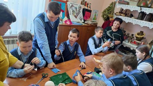В Кильдееве прошел мастер-класс по изготовлению куклы-сороки