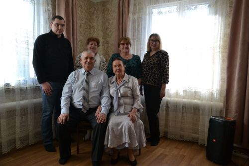 Супруги Толстиковы из Макулова отметили золотую свадьбу