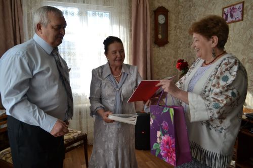 Супруги Толстиковы из Макулова отметили золотую свадьбу