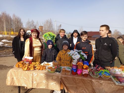 Навруз в школе: дети встретили весну