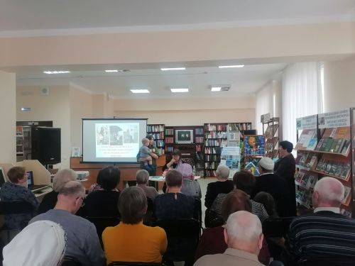 В Верхнем Услоне прошел творческий вечер Елены Ярцевой