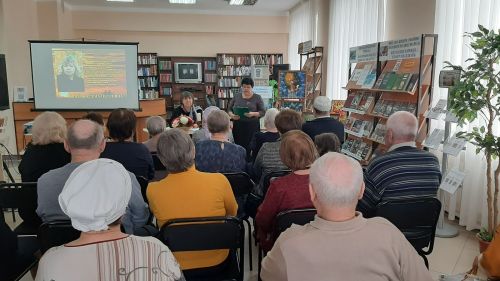 В Верхнем Услоне прошел творческий вечер Елены Ярцевой