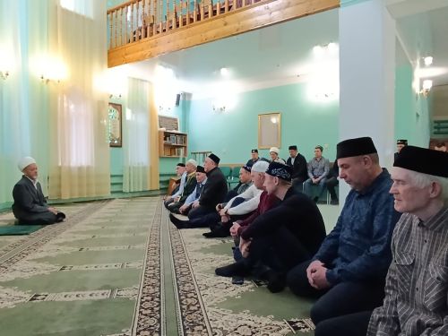 В Верхнеуслонской мечети состоялся районный ифтар