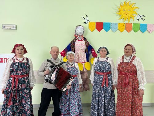 В Майдане Масленицу проводили под частушки и народные песни