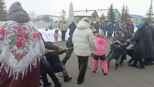 В Кильдееве душевно и весело встретили Масленицу