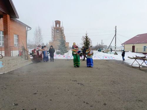 В Кильдееве душевно и весело встретили Масленицу