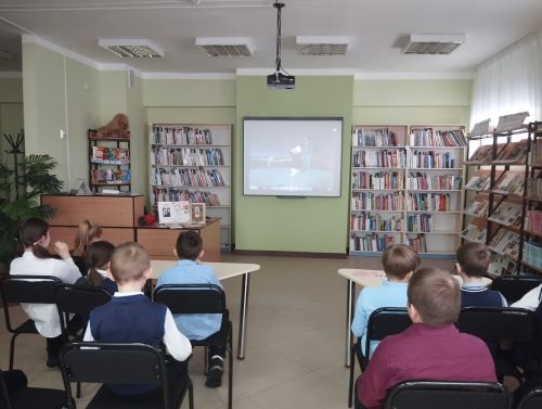 Верхнеуслонских школьников пригласили на литературно–игровой час