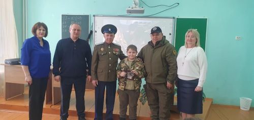 Даниил Бабаев МХО сугышчыларына ярдәм итүе белән бәхетле