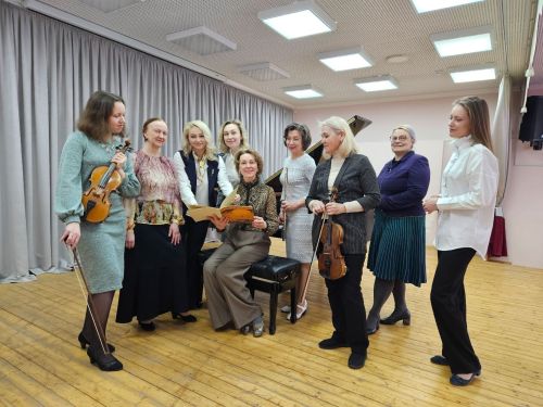 В Детской школе искусств Верхнего Услона работают красивые и талантливые женщины
