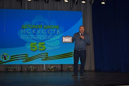 55 лет в ритме искусства: отчетный концерт ДШИ покорил зрителей