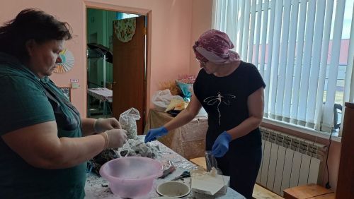 Жители села Кильдеево собрали гуманитарную помощь для солдат СВО