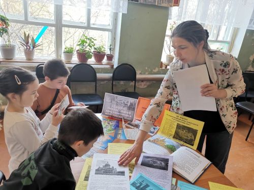 Кызыл Байракта Санкт-Петербург буйлап виртуаль сәяхәт кылдылар