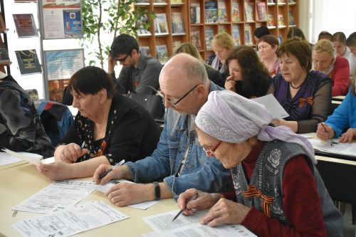Верхнеуслонцы написали «Диктант Победы»