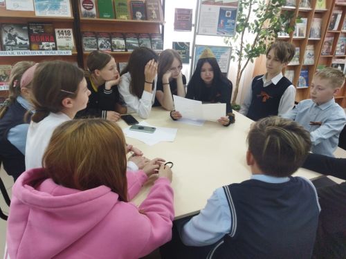 Игра «Пройдем дорогами войны...» прошла в Верхнеуслонской библиотеке