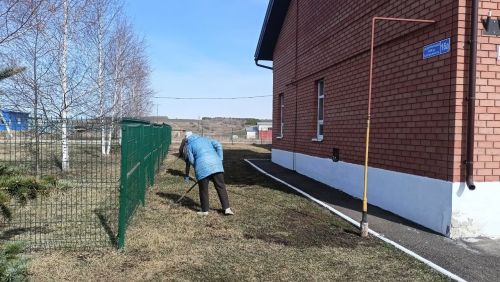 Экологический субботник в Кильдеевском сельском Доме культуры