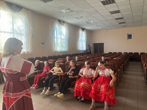 В Макуловском СДК отметили День семьи фольклорной программой