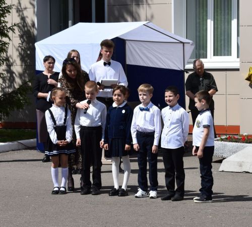 «Последний звонок» прозвучал для выпускников Верхнеуслонского района