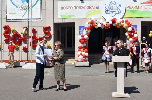 «Последний звонок» прозвучал для выпускников Верхнеуслонского района